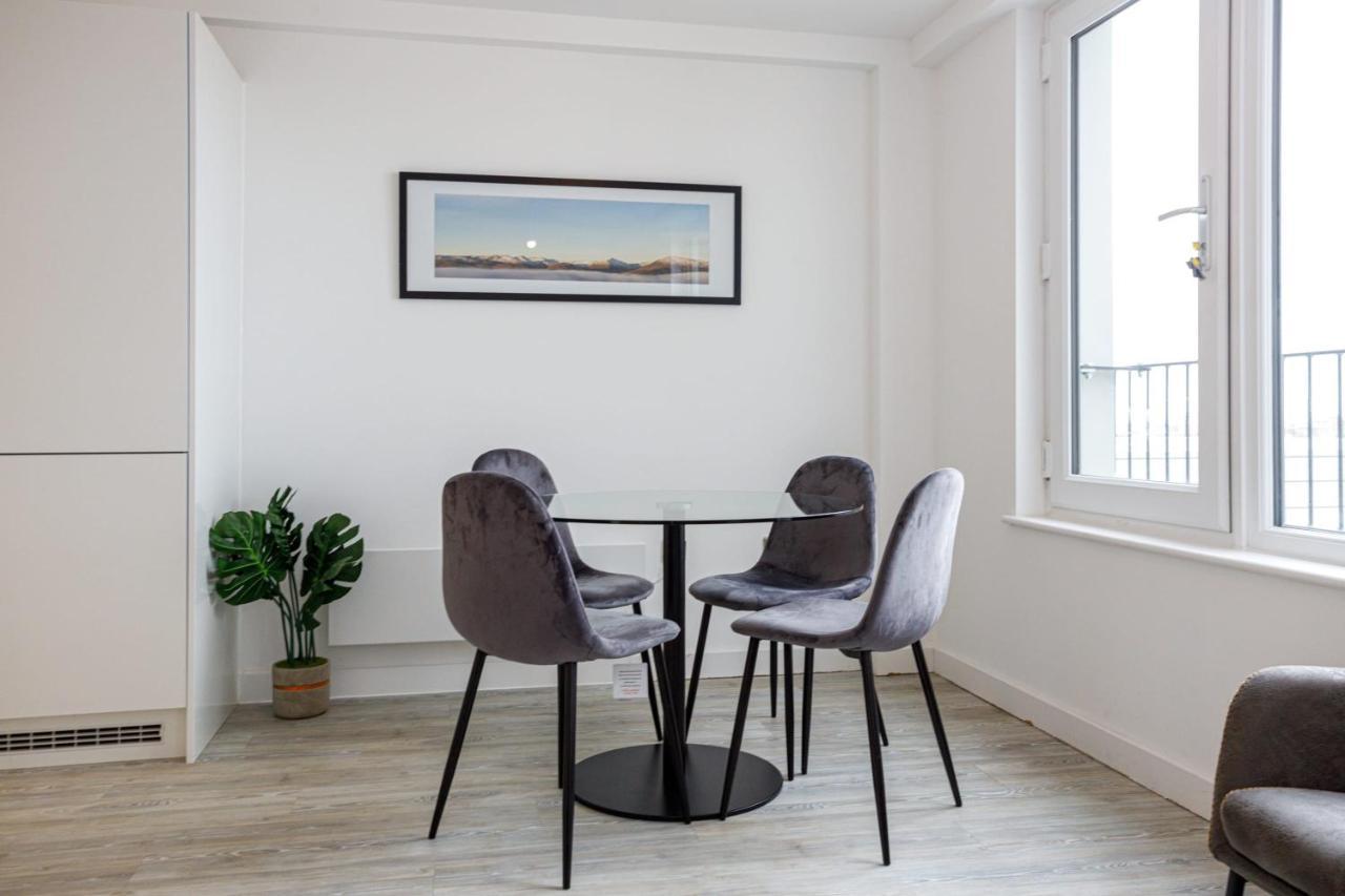 Contemporary 2 Bedroom Duplex In Salford Manchester Buitenkant foto