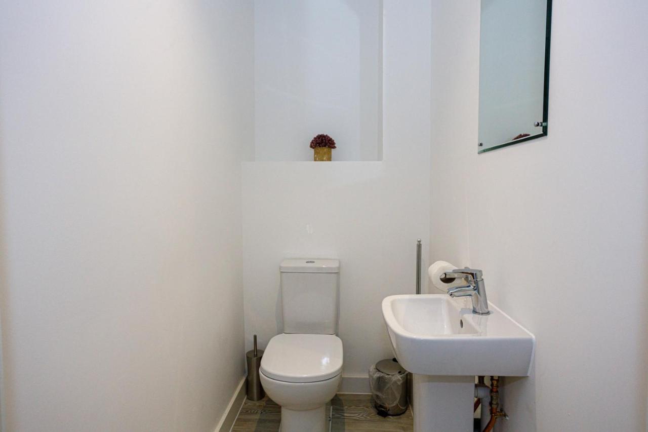 Contemporary 2 Bedroom Duplex In Salford Manchester Buitenkant foto