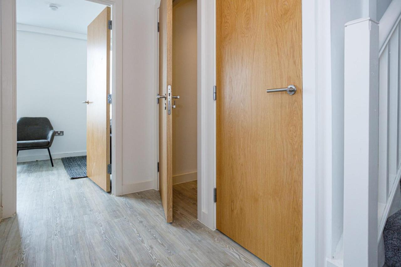 Contemporary 2 Bedroom Duplex In Salford Manchester Buitenkant foto